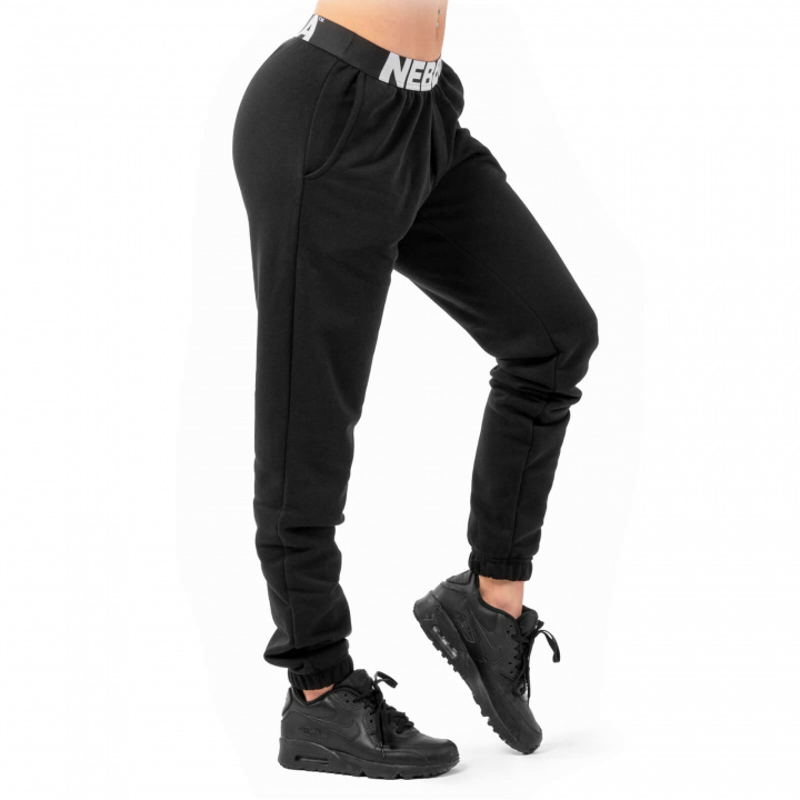 Iconic Mid-Waist Sweatpants, black, Nebbia i gruppen Dametøj / Bukser & Tights / Træningsbukser hos Sportgymbutikken.dk (GWN-408-01r)